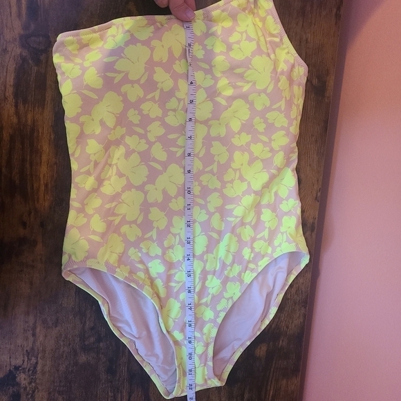 NWT GAP One-Shoulder Floral One-Piece Swimsuit – Size L - Picture 6 of 11